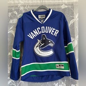 Women’s Vancouver Canucks Jersey